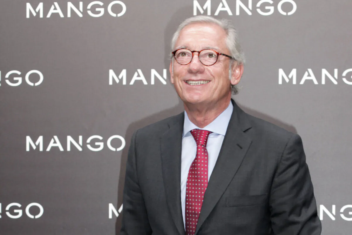 Isak Andic, the founder of Spanish fashion brand Mango, arrives at the Fall-Winter 2011 Mango's fashion show in Paris, on May 17, 2011. (Thibault Camus/AP Photo, File)
