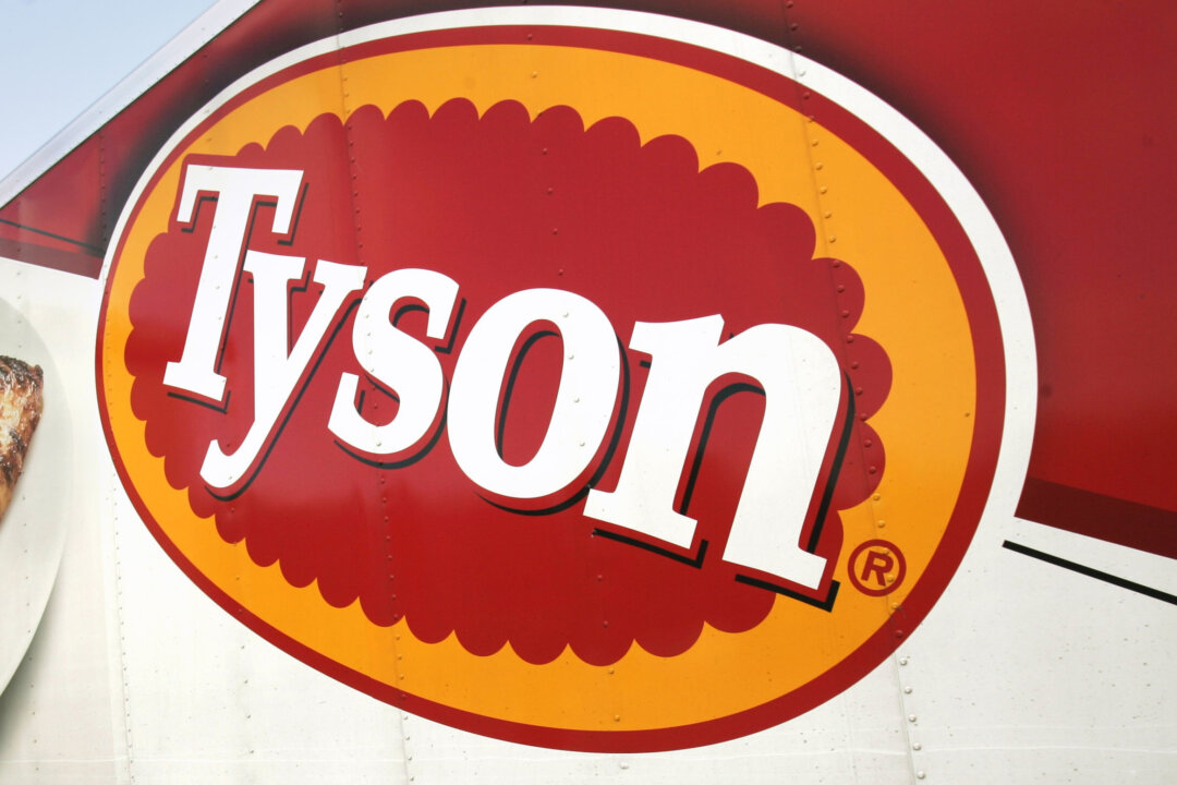 1 Dead, 2 Hospitalized After Fire at Tyson Foods Plant in Georgia