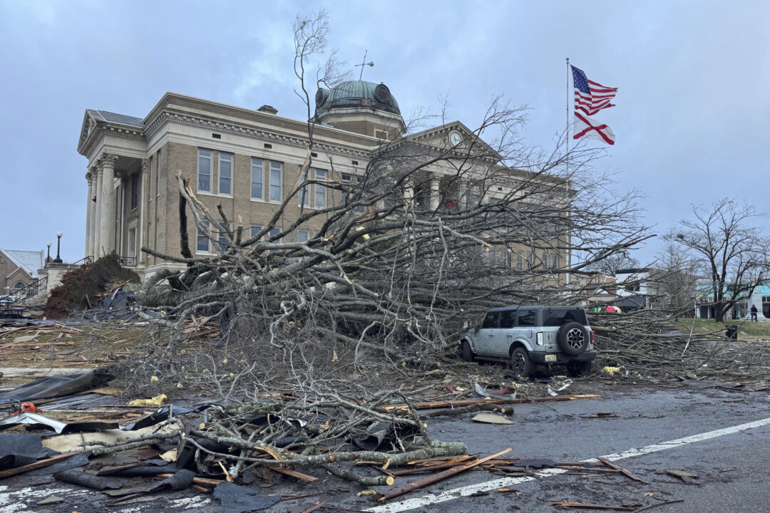 At Least 4 Killed in Storm System That Spawned Tornadoes Across ...