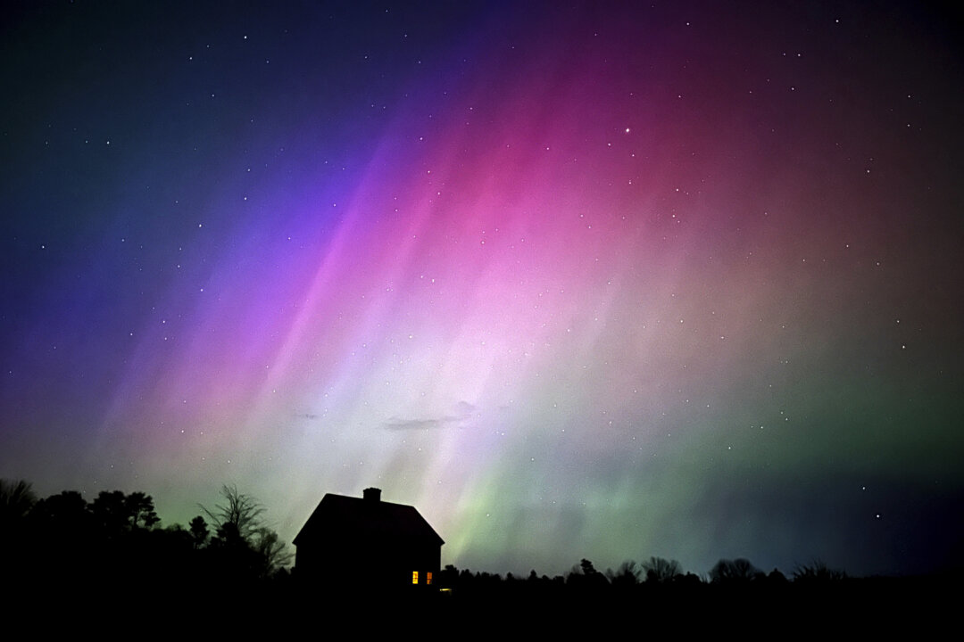 Geomagnetic Storm Could Bring New Years Eve Aurora to Parts of US