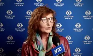 Psychotherapist Praises Shen Yun for Its Power and Tenderness