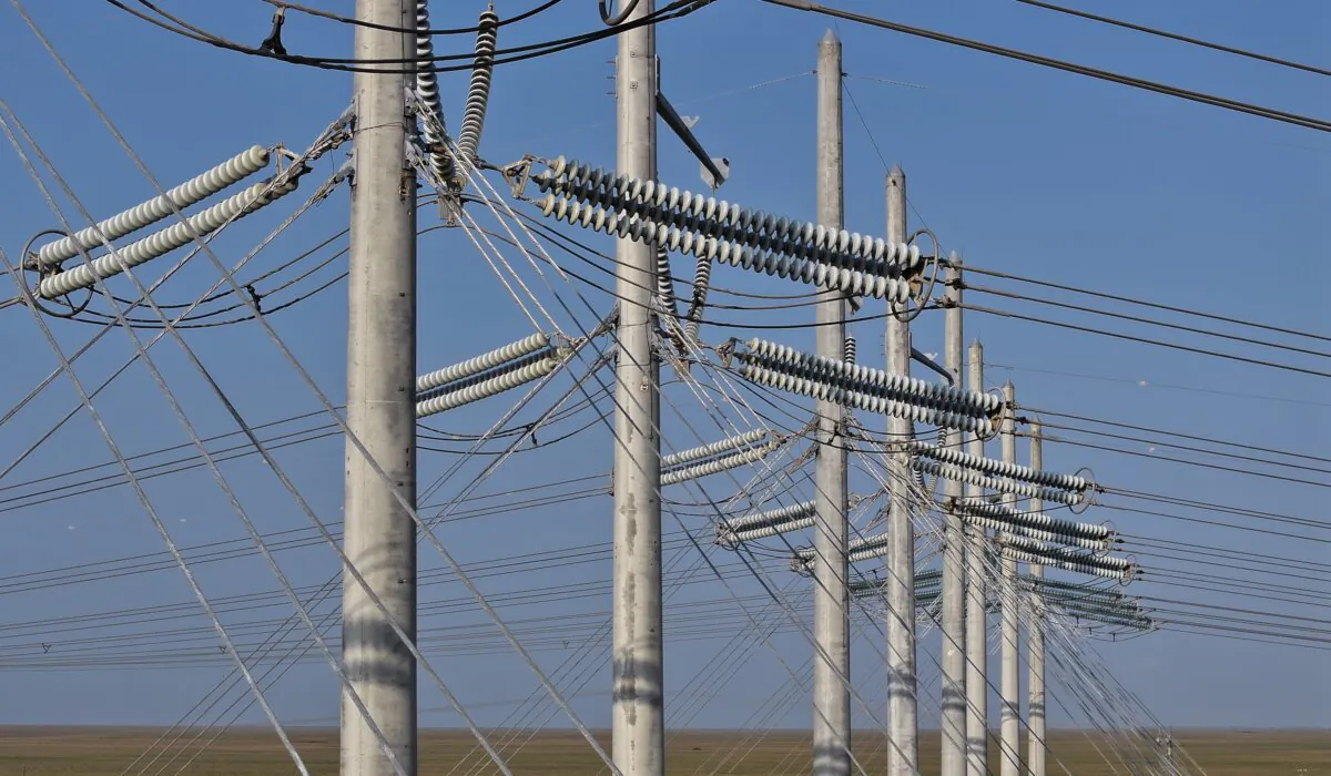 High-voltage power lines run along the electrical power grid, in West Palm Beach, Fla., on May 16, 2024. (Joe Raedle/Getty Images)