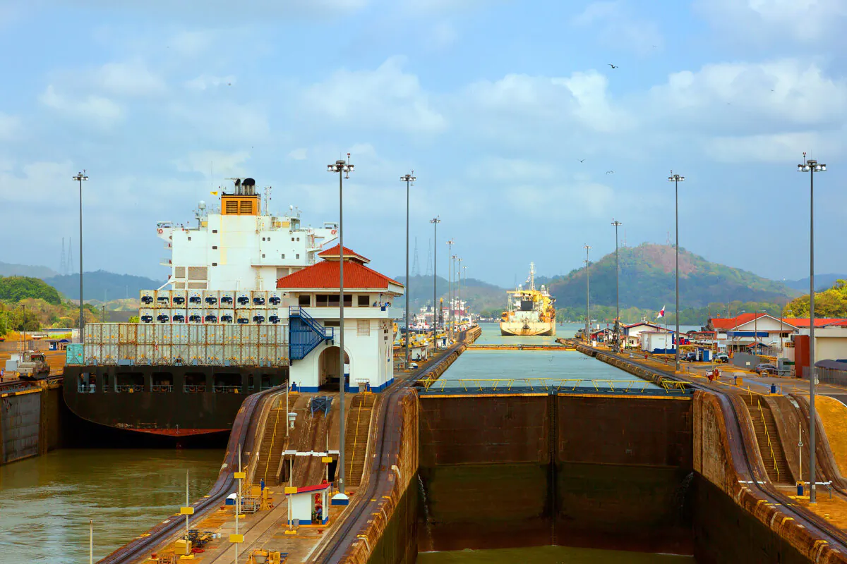 The first lock of the Panama Canal from the Pacific Ocean. (Galina Savina/Shutterstock)