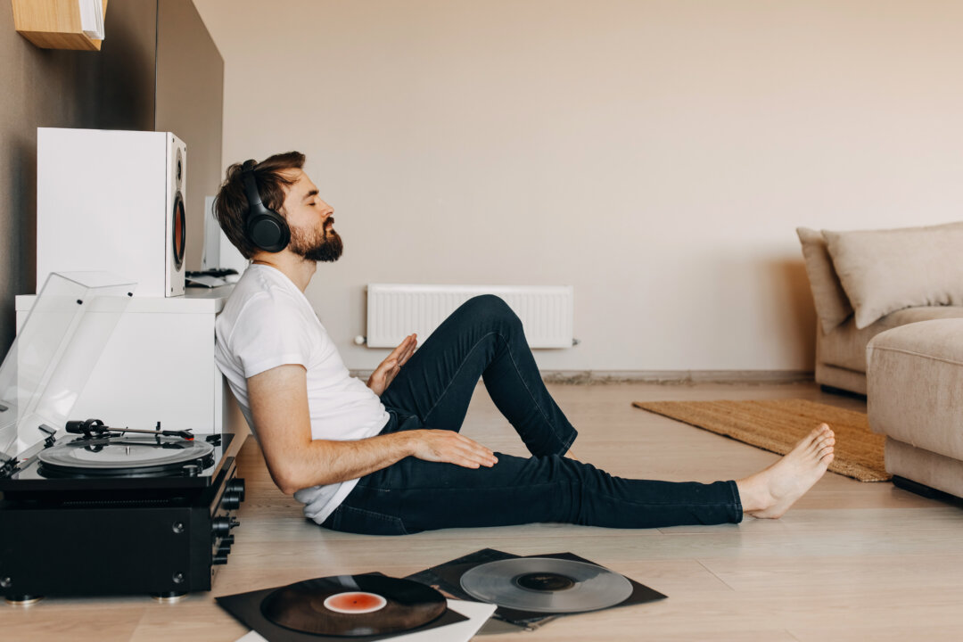 Country Music and Mental Health: A Harmony for Wellness