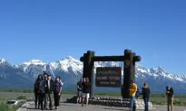 One Person Killed in Large Avalanche in Western Wyoming Backcountry