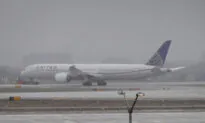 US Airlines Cancel Thousands of Flights Amid Winter Storm