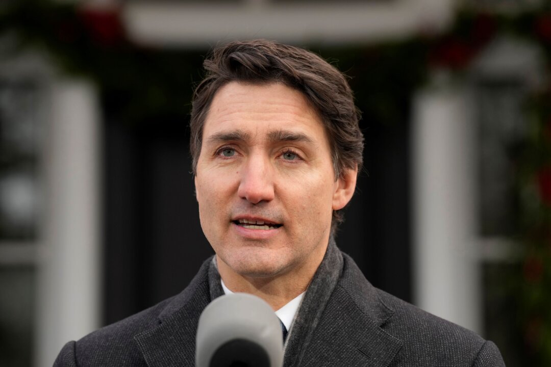 Canada’s Trudeau, LeBlanc Remark on Tariffs Imposed by Trump