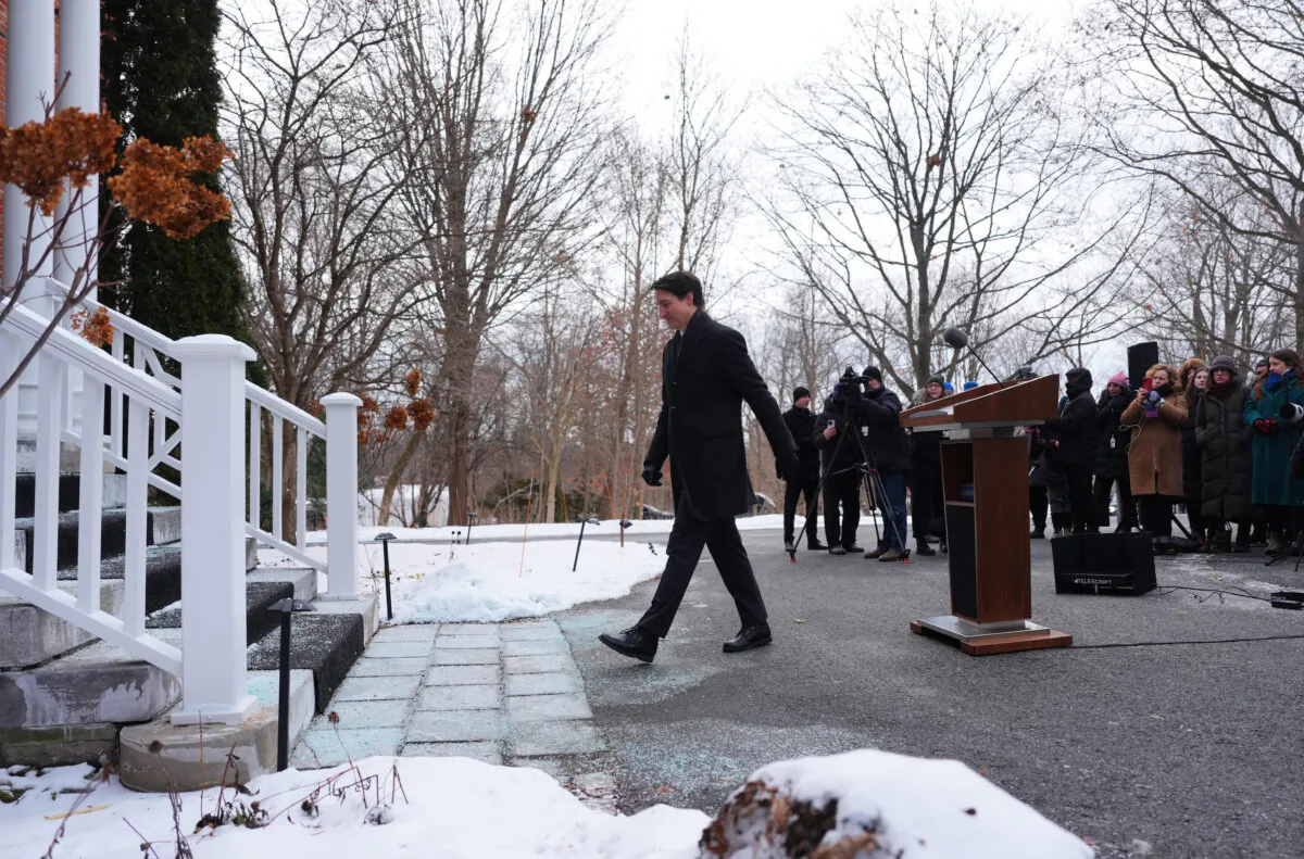 Prime Minister Justin Trudeau leaves a news conference after announcing his resignation as Liberal leader outside Rideau Cottage in Ottawa on Jan. 6, 2025.  (The Canadian Press/Sean Kilpatrick) 