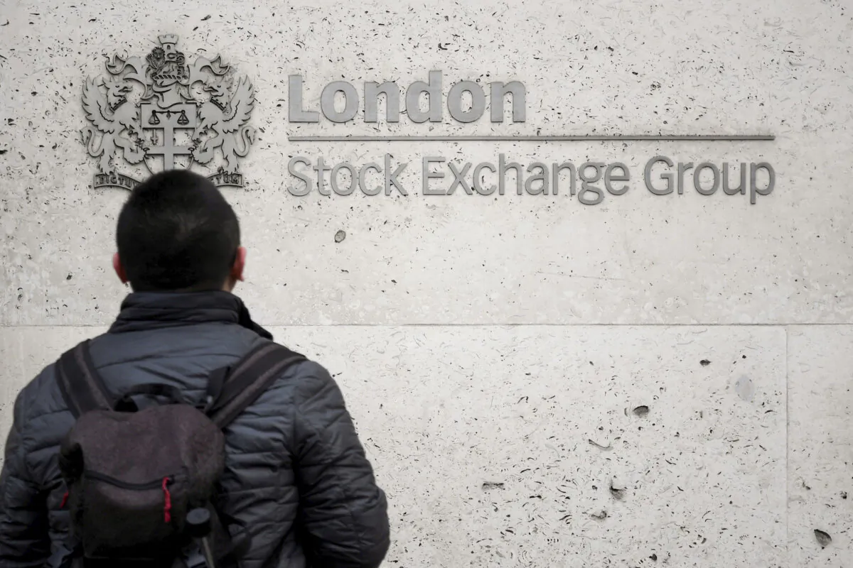 London Stock Exchange offices on Dec. 29, 2017. (Toby Melville/Reuters)