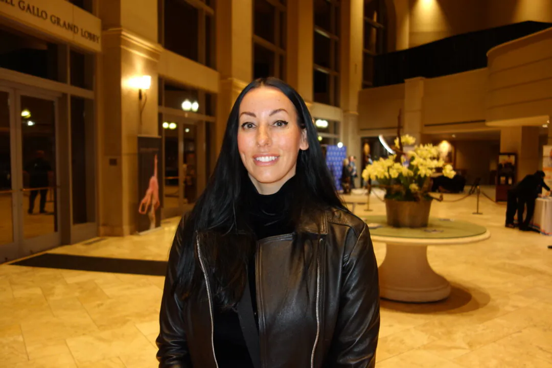 Melissa Osuna at the Shen Yun Performing Arts performance at Gallo Center for the Arts – Mary Stuart Rogers Theater on Jan. 7, 2024. (Lily Yu/The Epoch Times)
