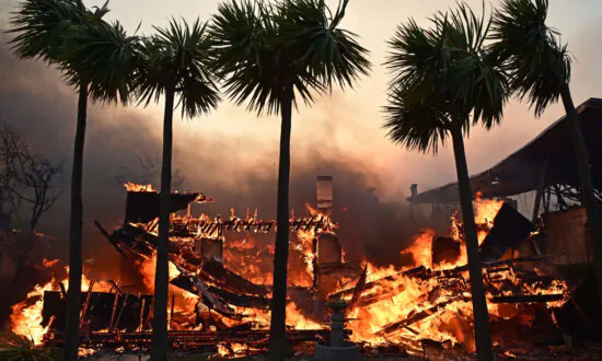 Multiple Fires Continue to Burn Through Los Angeles County; Former President Jimmy Carter Laid to Rest After State Funeral