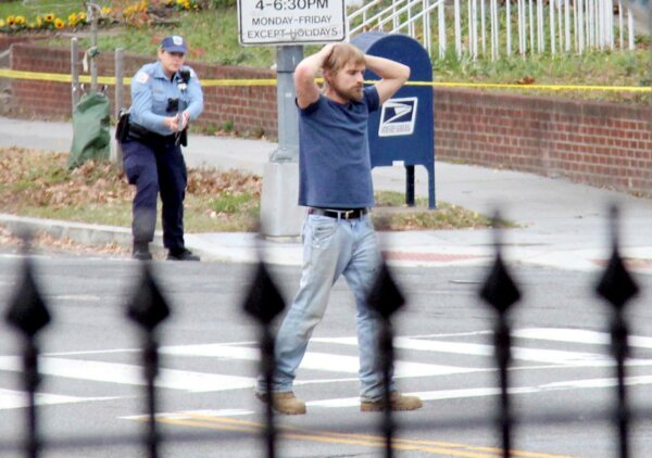 'Pizzagate' Gunman Shot and Killed