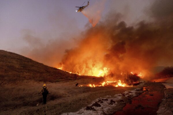 Quebec Sending More Water Bombers to California After Aircraft Struck by Drone