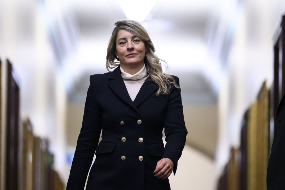 Foreign Affairs Minister Mélanie Joly Off to Washington Next Week to Talk Tariffs