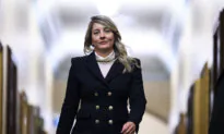 Foreign Affairs Minister Mélanie Joly Off to Washington Next Week to Talk Tariffs