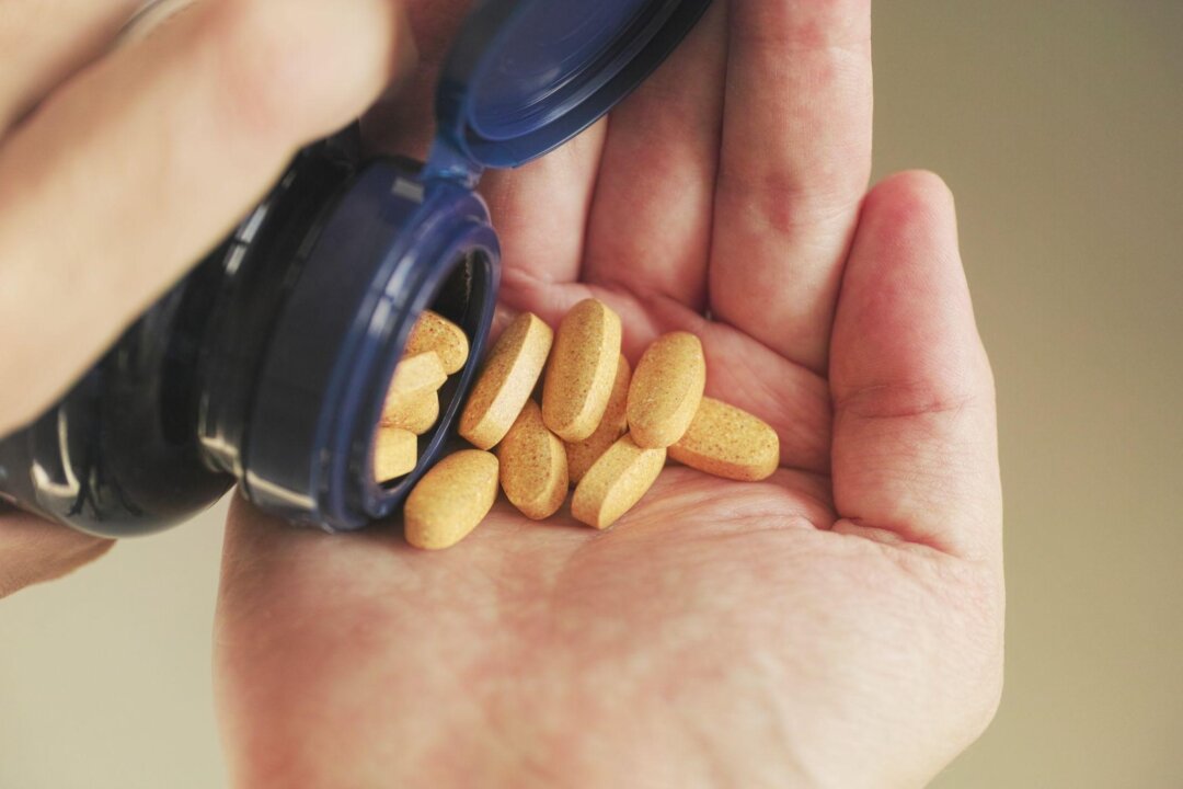 LIVE NOW: FDA Holds Public Meeting on Dietary Supplement Ingredients