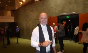 Company VP Praises Shen Yun’s Display of Traditional Chinese Culture and Discipline