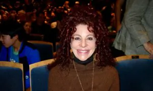Education Specialist Feels Shen Yun Artists’ ‘Souls Coming Out in the Performance’