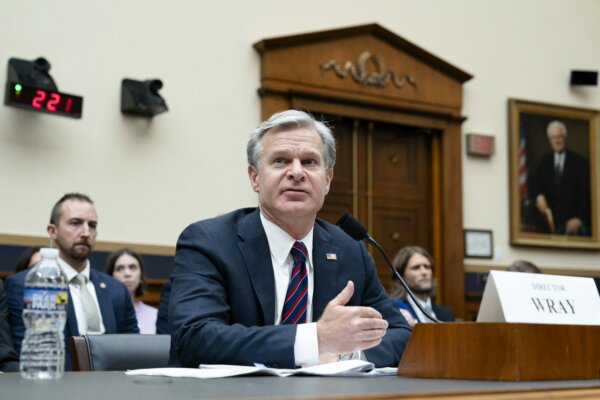  FBI Director Wray Explains Why He's Resigning