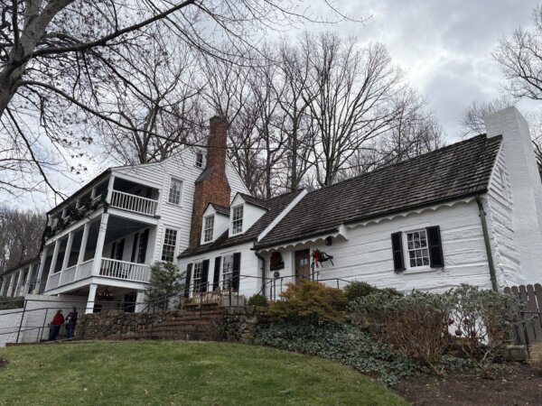 Michie Tavern: Step Back to the Revolutionary War Era