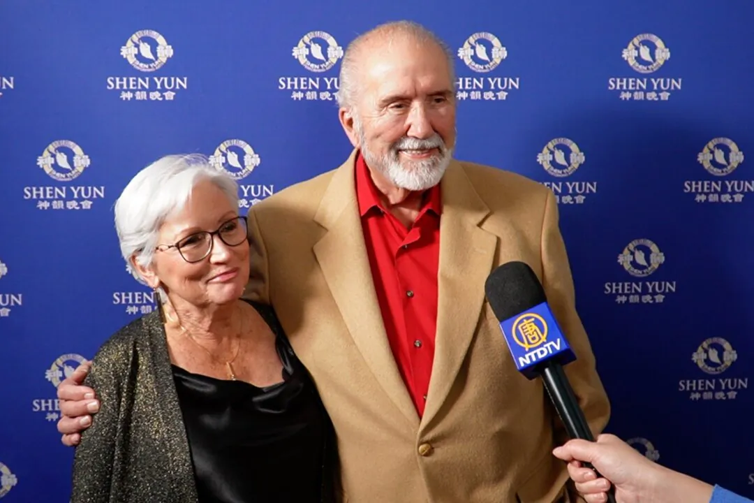 Cookie and Bob Plaisted enjoyed Shen Yun at the Youkey Theater in Lakeland, Florida, on Jan. 14, 2025. (NTD)