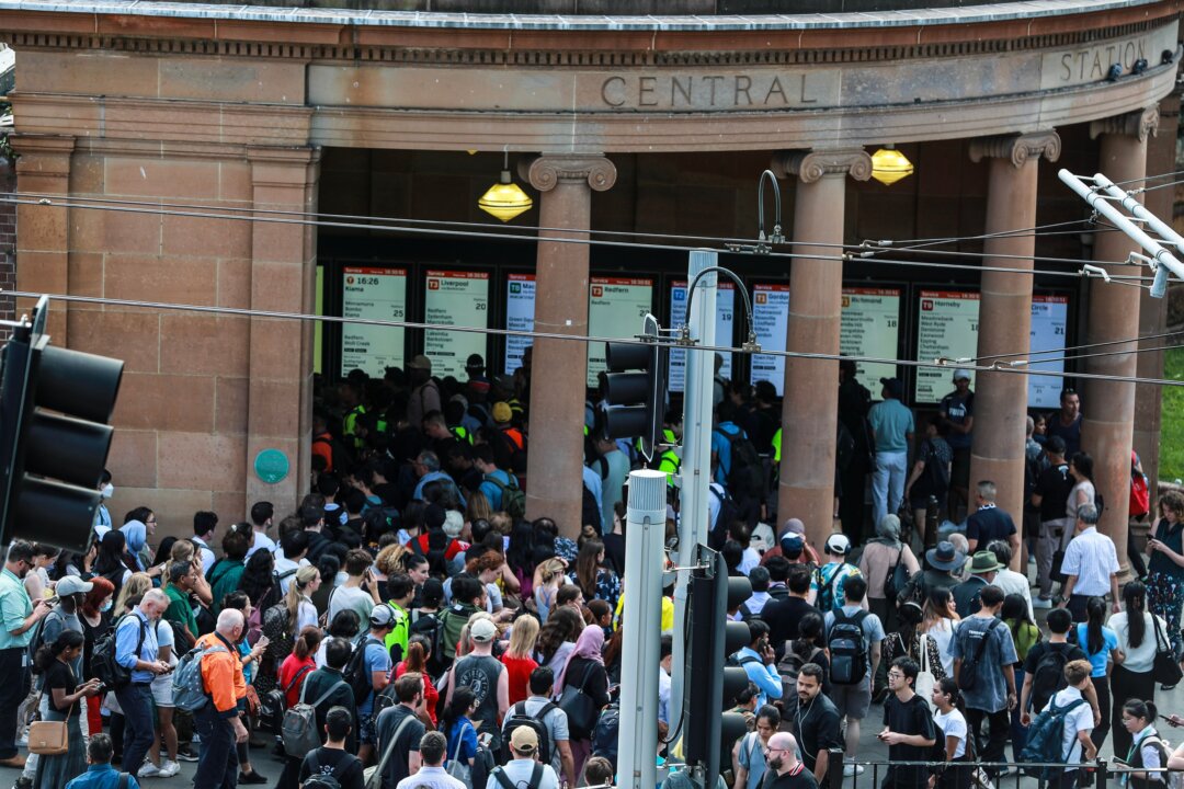 Sydney Rail Disruptions Amid Union Pay Dispute