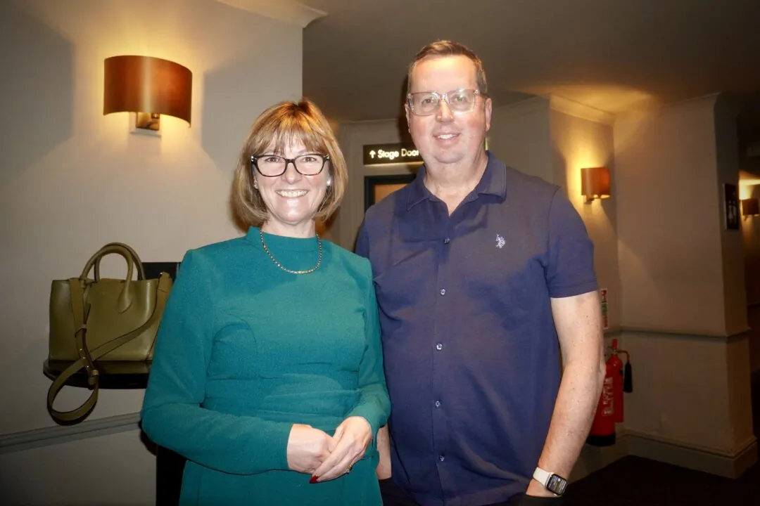Tina and Phill Knight attended Shen Yun Performing Arts at the Palace Theatre in Manchester on Jan. 16, 2025. (Mary Man/The Epoch Times)