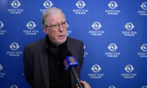 ‘The World Is Too Chaotic to Do Without Shen Yun,’ Says Doctor