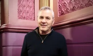 Shen Yun a Perfect Work of Art, Says Artist
