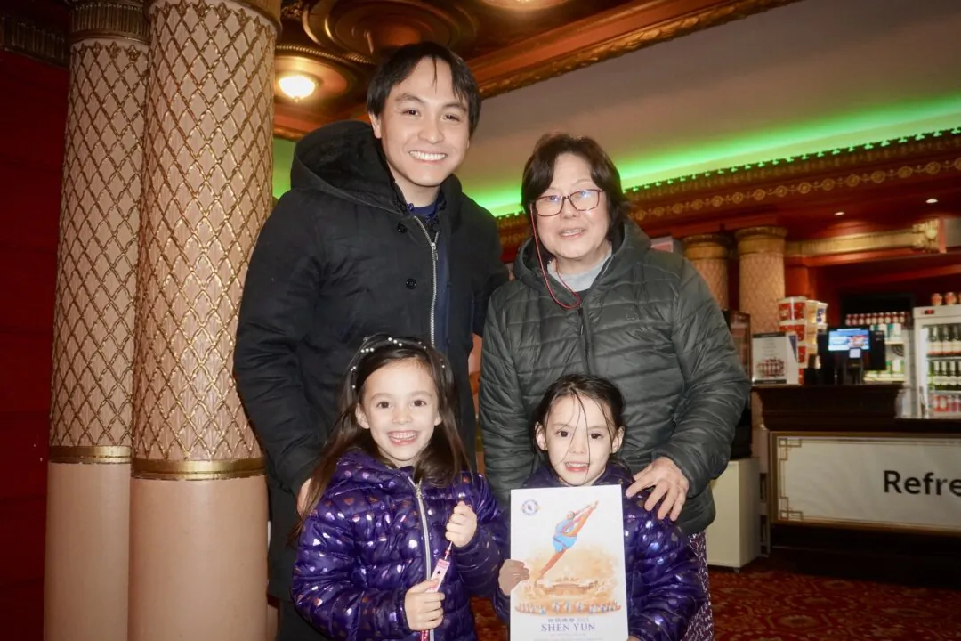 Jorrel Too with his children and his mum Rachel Ho at Shen Yun Performing Arts at the Palace Theatre, in Manchester, on Jan. 19, 2025. (Mary Man/The Epoch Times)