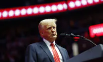 Australian Billionaires Back Trump With Full-Page Ads Amid Inauguration Buzz
