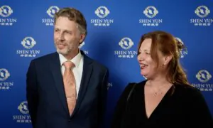 Choir Conductor Calls Shen Yun’s Performance ‘Breathtakingly Beautiful’