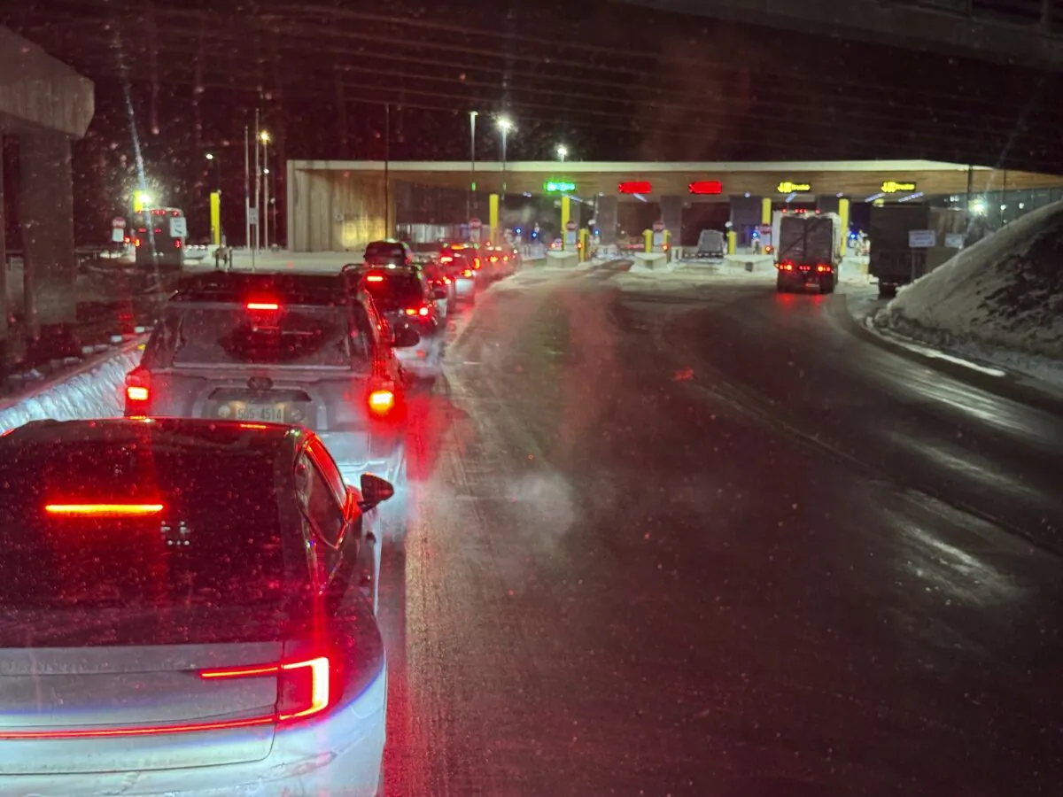 Cars are backed up at the U.S.–Canada border in Stanstead, Quebec, after a shooting involving a U.S. Border Patrol agent in Coventry, Vt., on Jan. 20, 2025. (Chloe Jones/AP Photo)