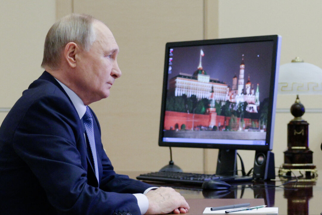 China’s Xi Speaks With Russia’s Putin Hours After Trump’s Inauguration