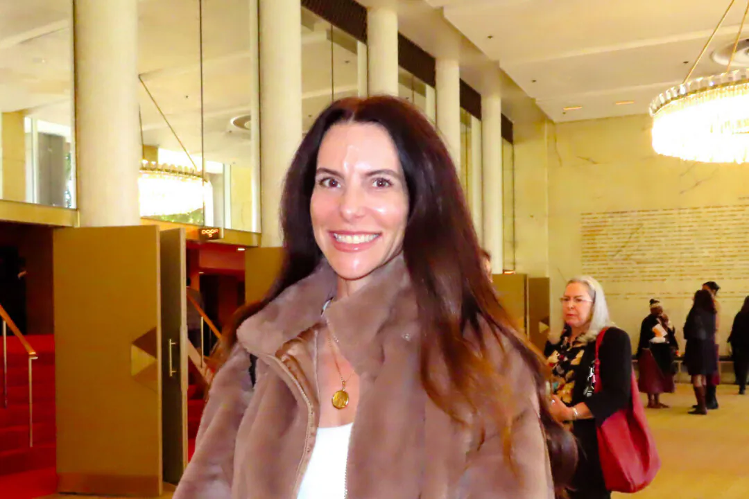 Jennifer Ginsberg enjoyed Shen Yun at the Dorothy Chandler Pavilion in Los Angeles on Jan. 19, 2025. (Alice Sun/The Epoch Times)