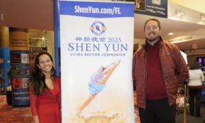 Jacksonville Couple Finds Joy in Shen Yun’s Beauty