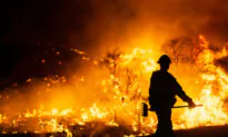 New California Fire Forces Thousands to Evacuate; Trump Sending 1,500 Troops to Southern Border