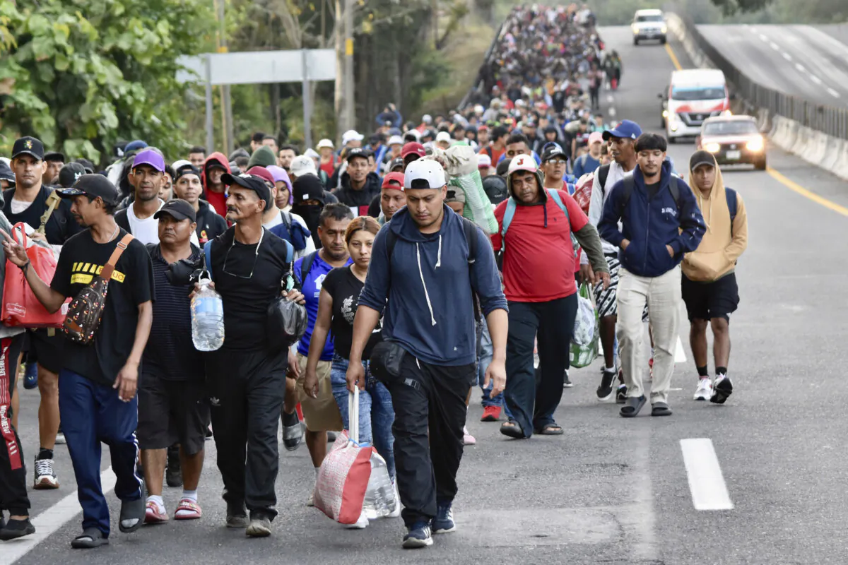 Migrants walk through Tapachula, Chiapas state, Mexico, in an attempt to reach the U.S. border, on Jan. 20, 2025, the inauguration day of U.S. President Donald Trump. (Edgar H. Clemente/AP Photo)