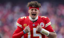 Mahomes Addresses Alleged Referee Favoritism for Chiefs, Turns Attention to Bills Showdown