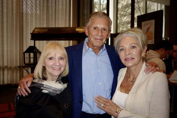 Epoch Times Photo