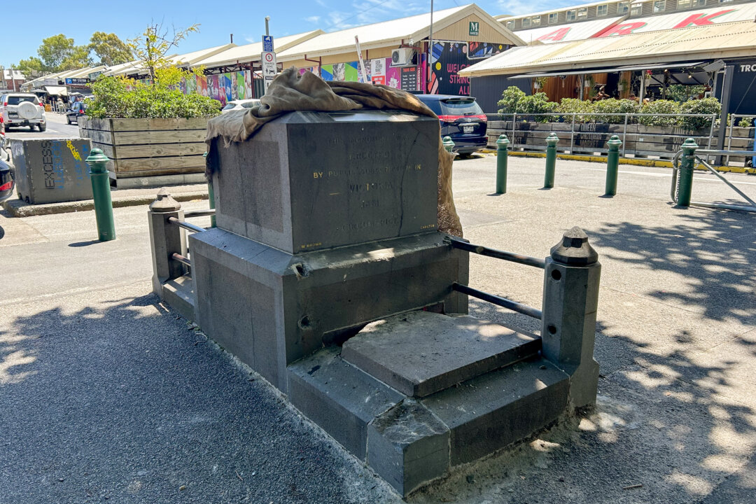 3 Historical Monuments Damaged in Vandalism Spree Ahead of Australia Day