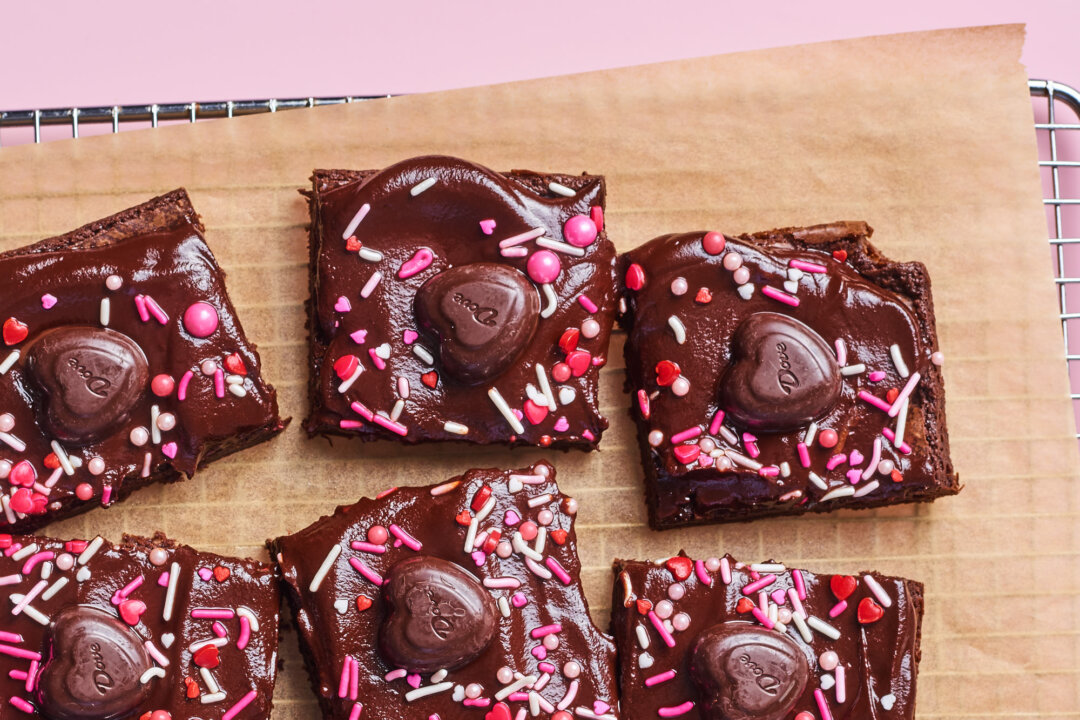 Satisfy Your Sweet Tooth This Valentine's Day With Deliciously Dark Chocolate Brownies