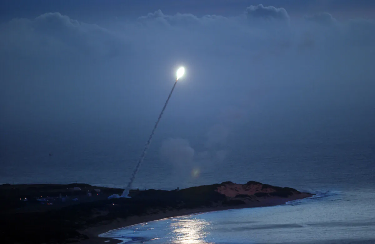 A missile is launched from the Pacific Missile Range Facility to be intercepted as part of a Missile Defense Agency test in Kaui, Hawaii, on Nov. 6, 2007. (U.S. Navy via Getty Images)