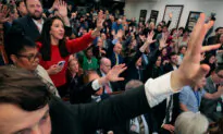 Podcasters, Bloggers, and Influencers Apply for White House Access Under New Rules