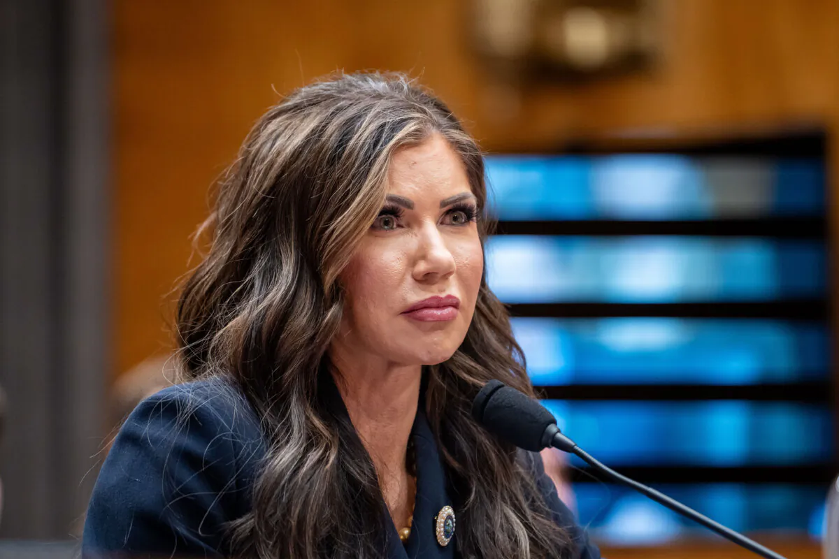 Homeland Security Secretary Kristi Noem testifies during her confirmation hearing in Washington on Jan. 17, 2025. (Madalina Vasiliu/The Epoch Times)