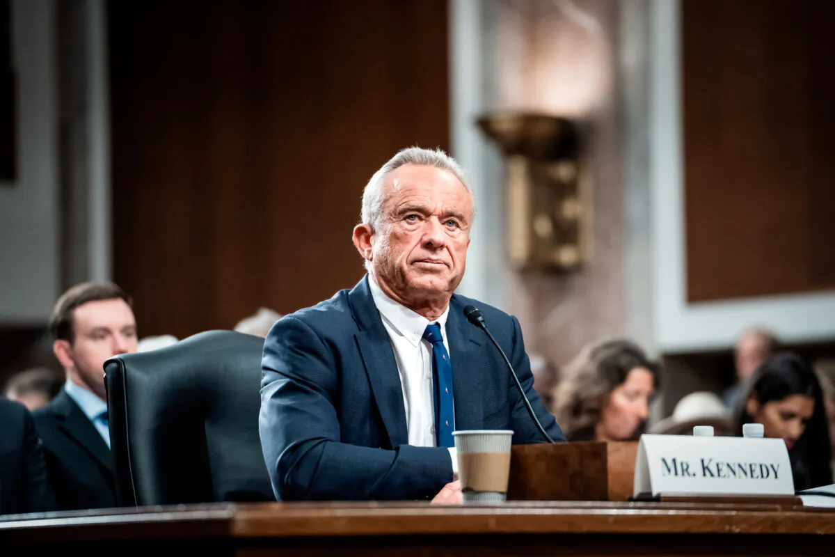 President Donald Trump’s nominee for Secretary of Health and Human Services, Robert F. Kennedy, Jr., testifies before the Senate Committee on Finance on Capitol Hill in Washington on Jan. 29, 2025. (Madalina Vasiliu/The Epoch Times)