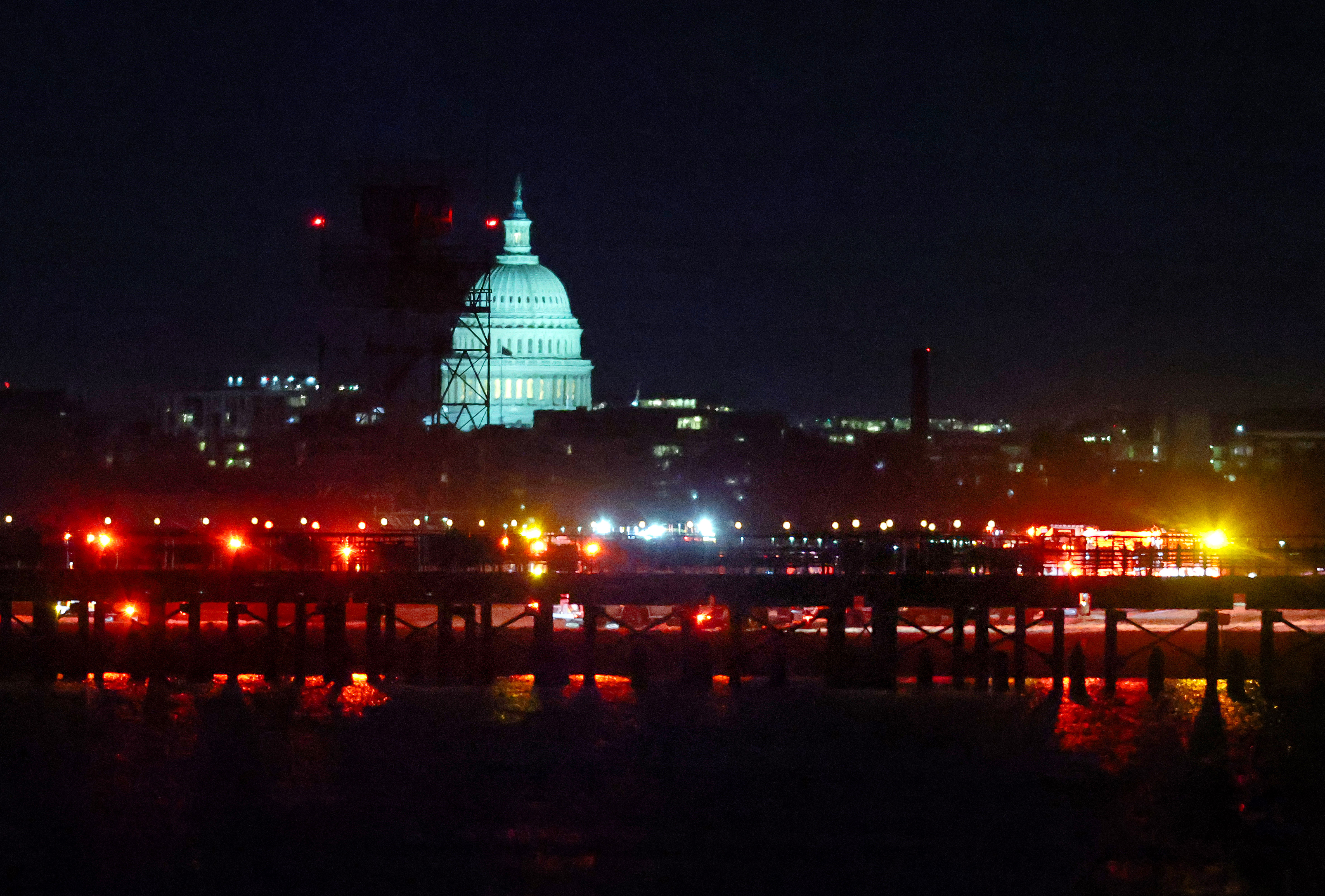 Everyone on Board Plane That Collided With Helicopter Near DC Feared Dead, Officials Say