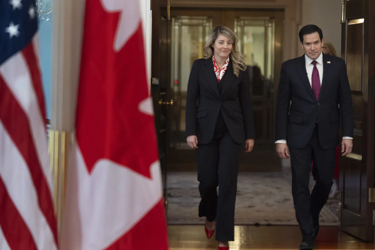 U.S. Secretary of State Marco Rubio and Minister of Foreign Affairs Mélanie Joly walk towards the Treaty Room at the State Department, on Jan. 29, 2025. (The Canadian Press/AP, Manuel Balce Ceneta)