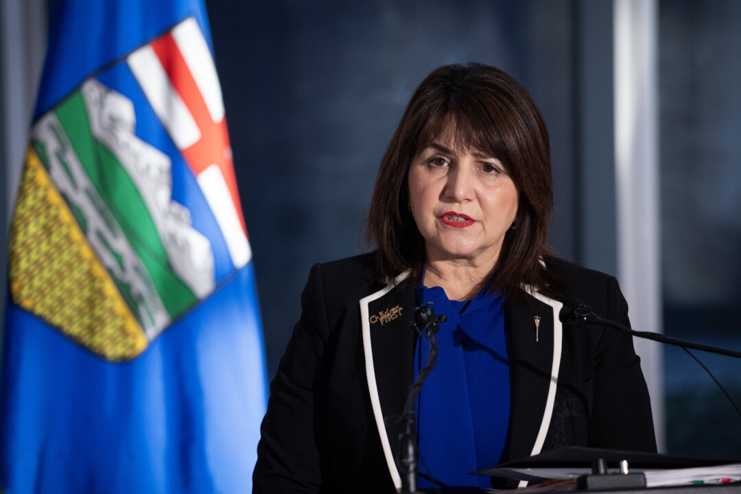 Alberta Premier Smith Says Health Minister Will Stay, After Calls for Her Removal