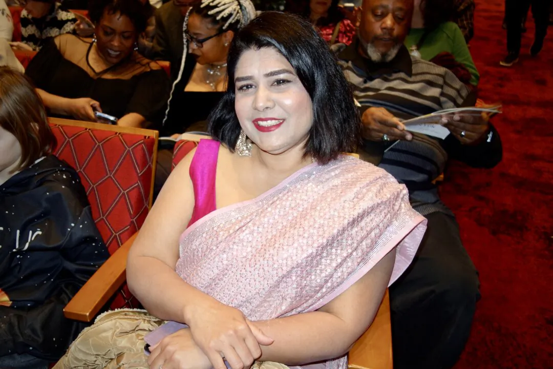 Nosheen Gothard enjoyed Shen Yun at the SAFE Credit Union Performing Arts Center in Sacramento, California, on Feb. 1, 2025. (Lily Yu/The Epoch Times)